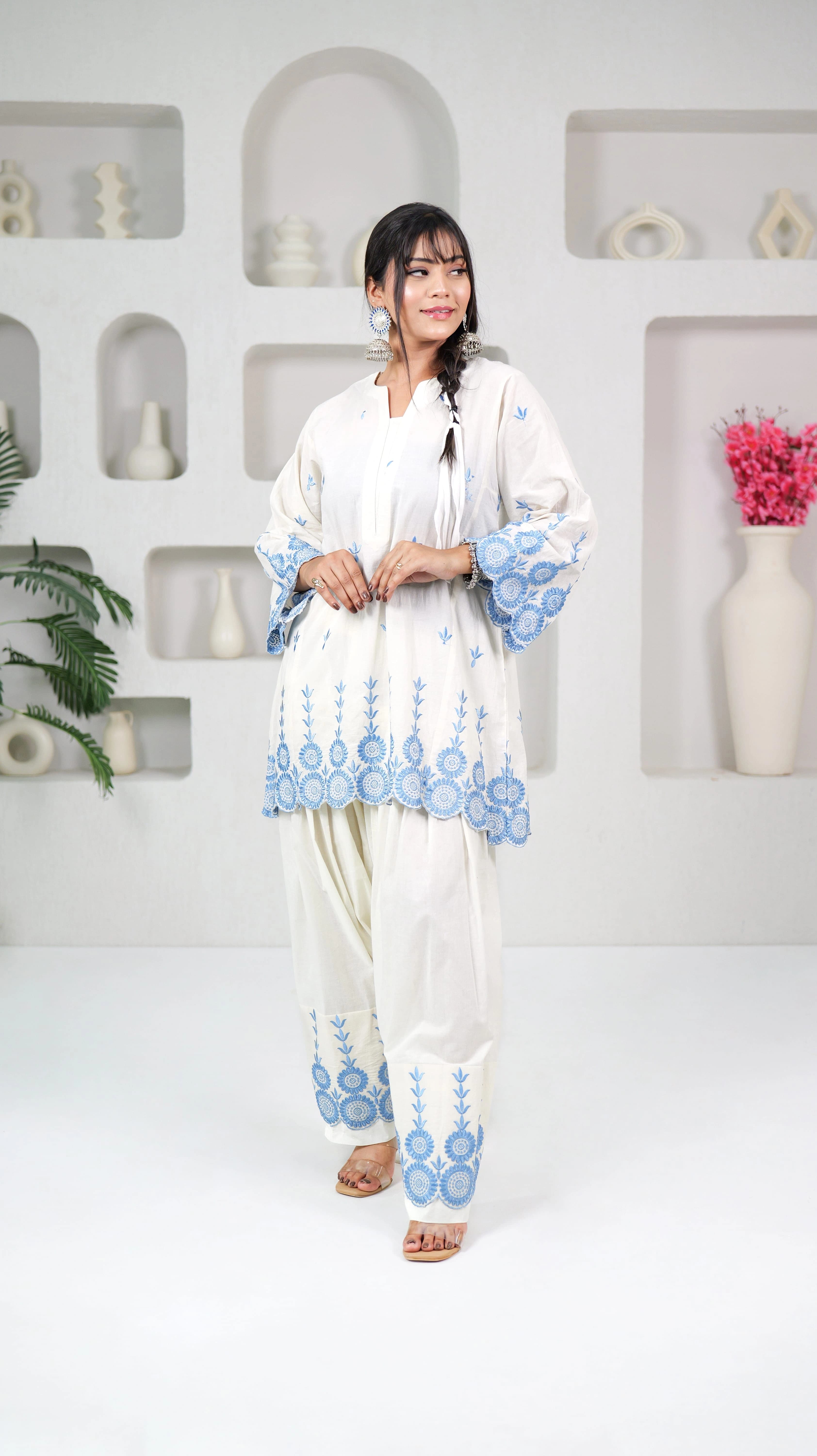 NEERA KURTA SET