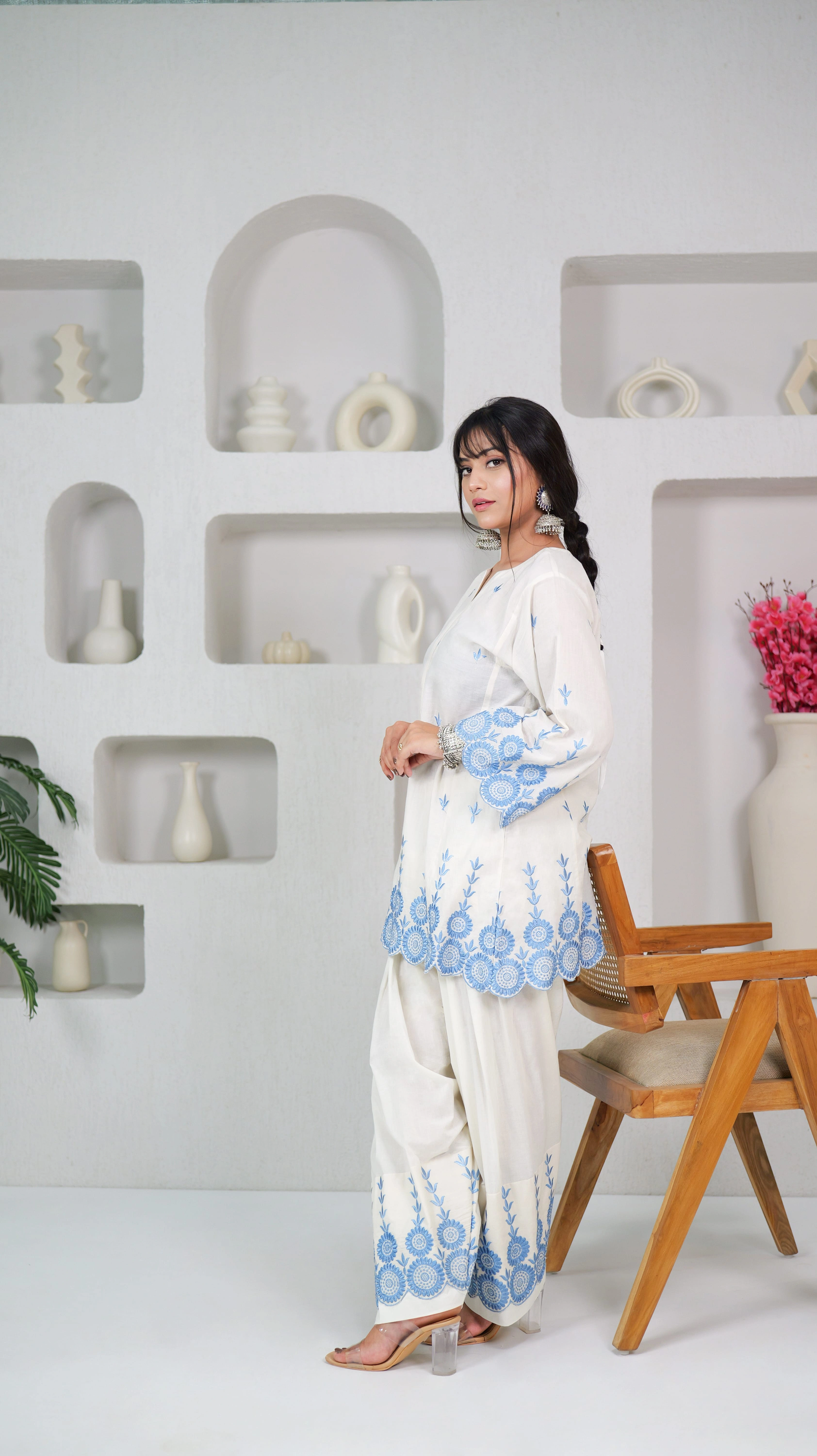 NEERA KURTA SET